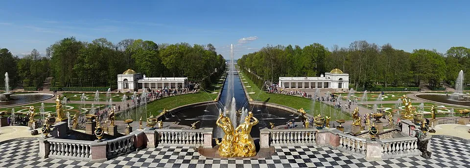 La Grande Cascade du Palais de Peterhof, le Versailles russe construit par Pierre le Grand