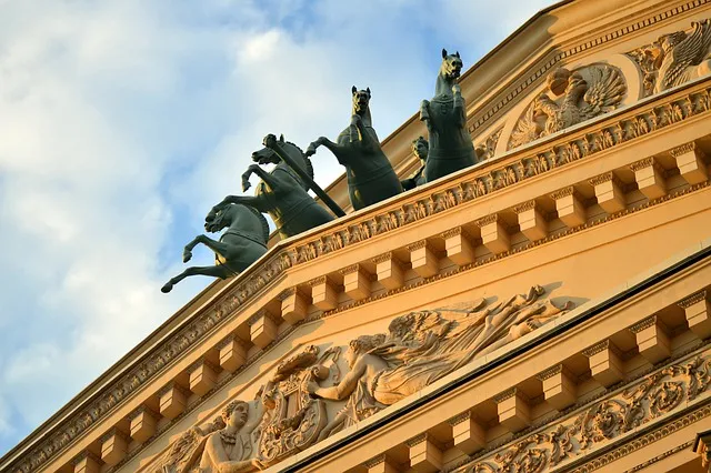 Le Théâtre Bolchoï de Moscou, façade illuminée