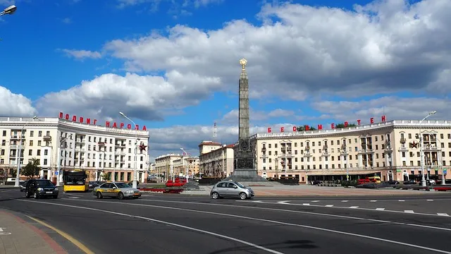 Architecture de Minsk, bâtiments et vie quotidienne en Biélorussie