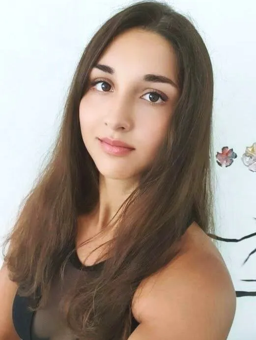 Femme ukrainienne - Élégance naturelle